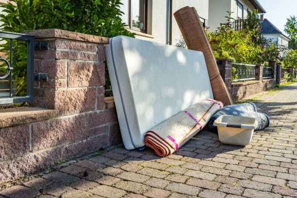 Best Yard Waste Removal  in Plymouth, OH